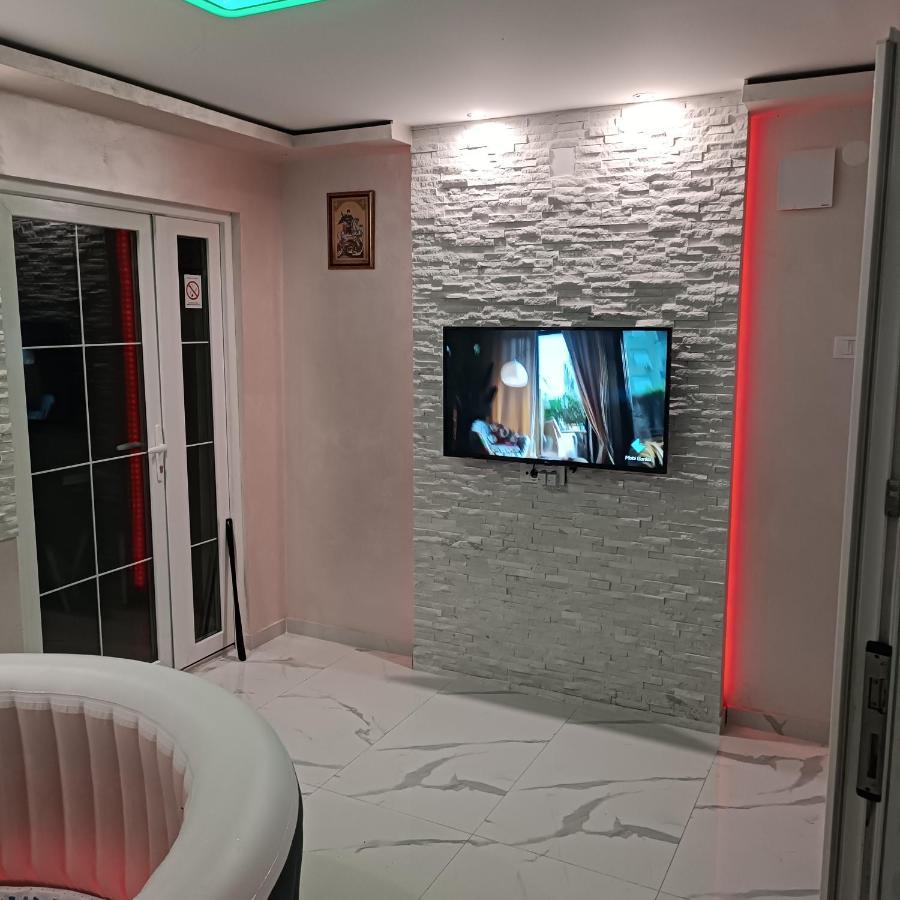 Rb Apartment 1 帕利克 外观 照片